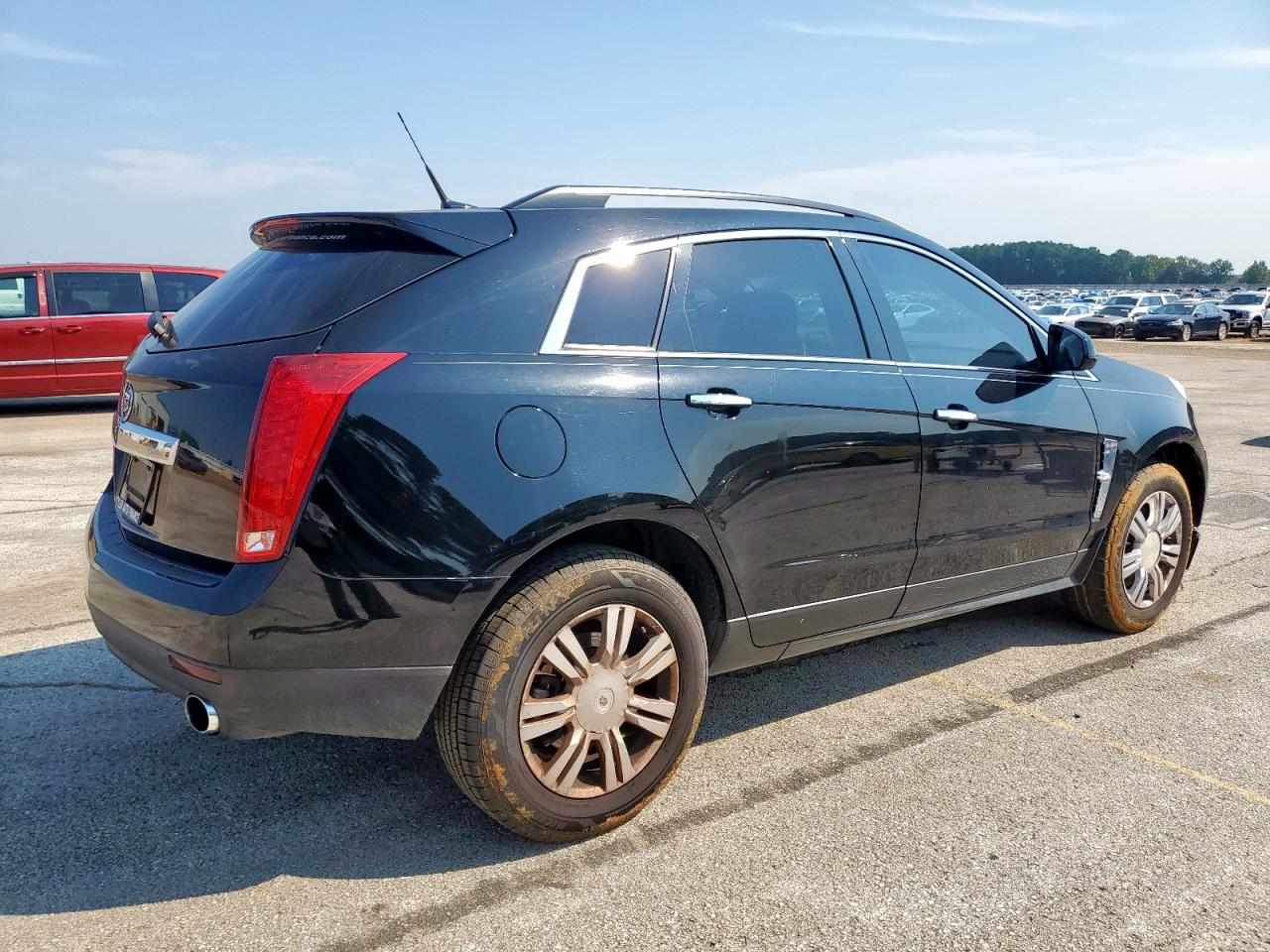 CADILLAC SRX