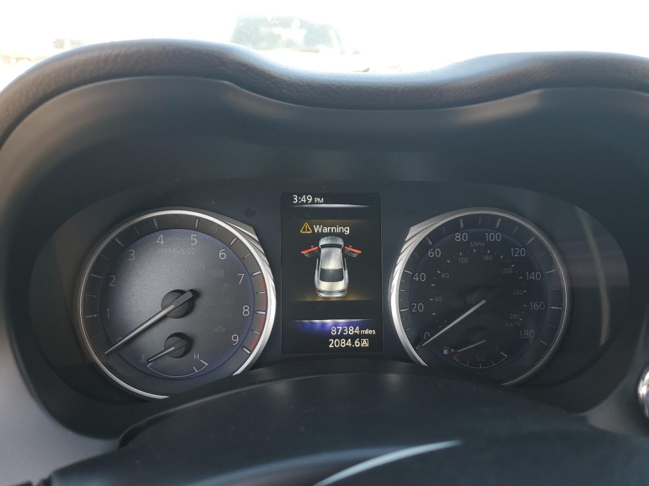 INFINITI Q50 PREMIUM