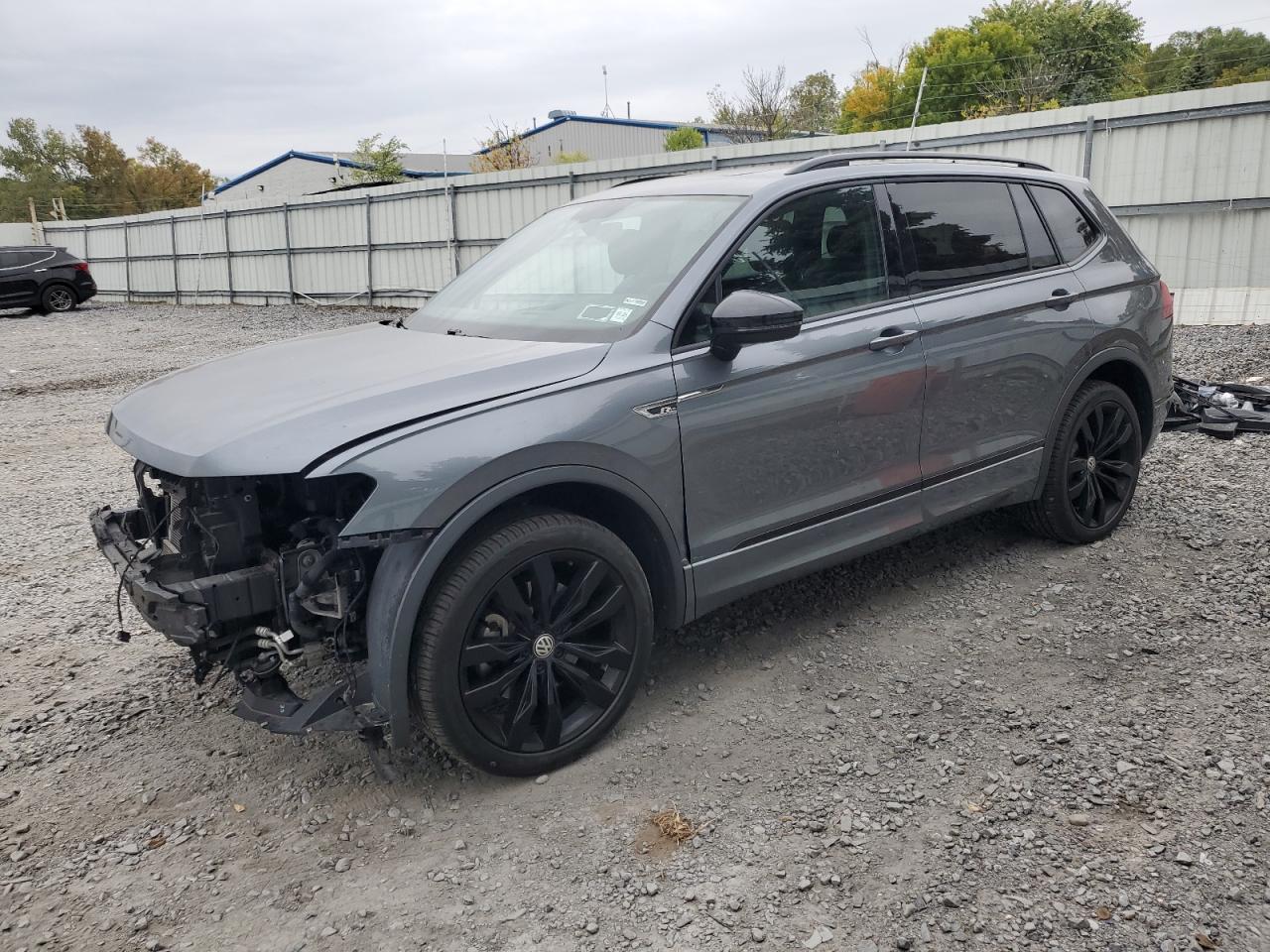 VOLKSWAGEN TIGUAN SE