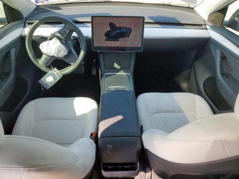 2024 TESLA MODEL Y - 7SAYGDEE0RA217265