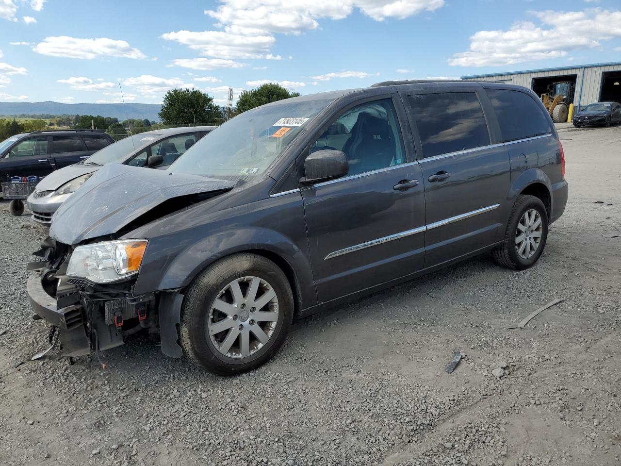 Lot #3297124555 2015 CHRYSLER TOWN & COU