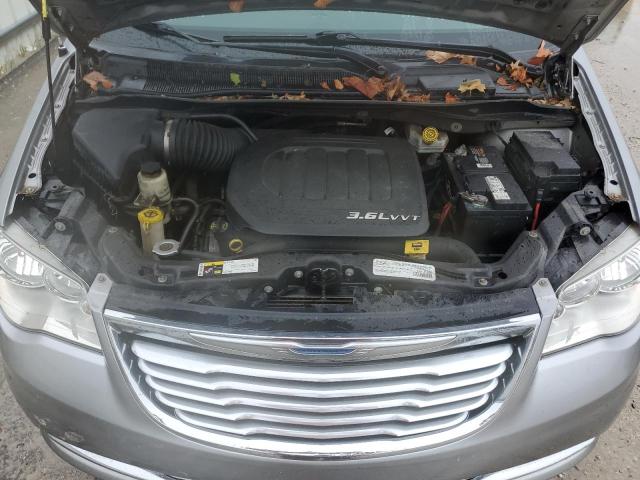 2015 CHRYSLER TOWN & COU 2C4RC1BG5FR730676