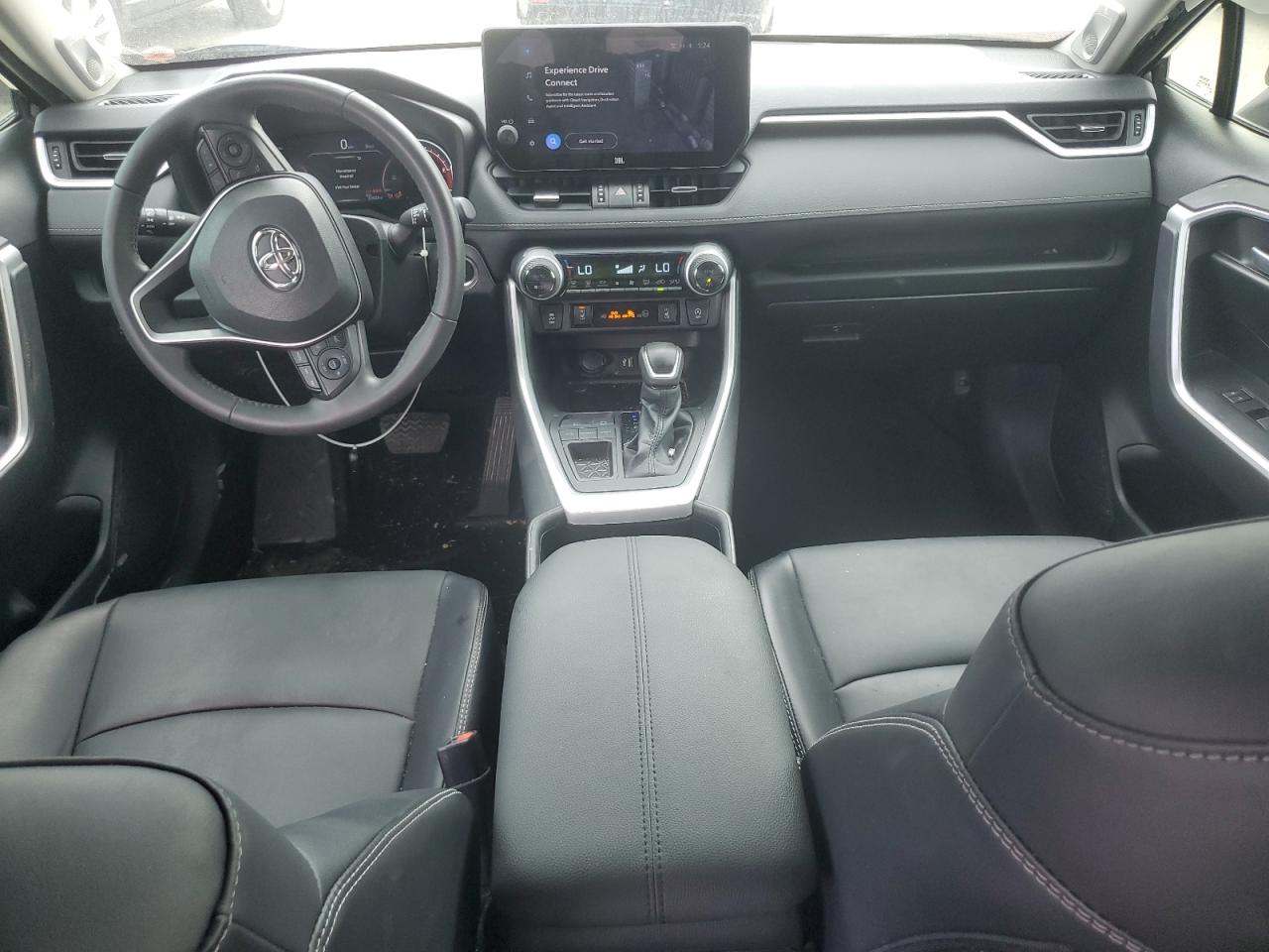TOYOTA RAV4 XLE PREMIUM