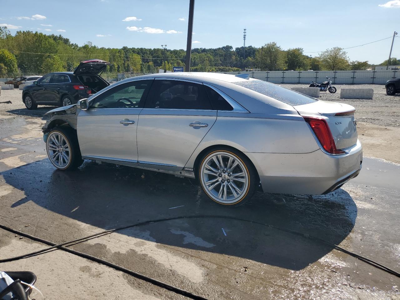 CADILLAC XTS LUXURY