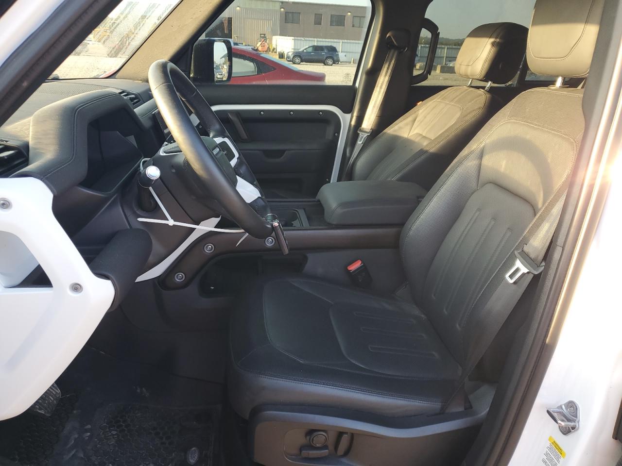 LAND ROVER DEFENDER 110 X-DYNAMIC HSE