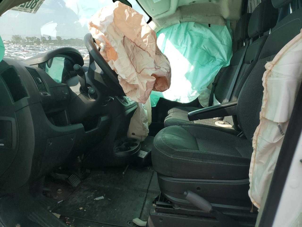 RAM PROMASTER 2500 HIGH