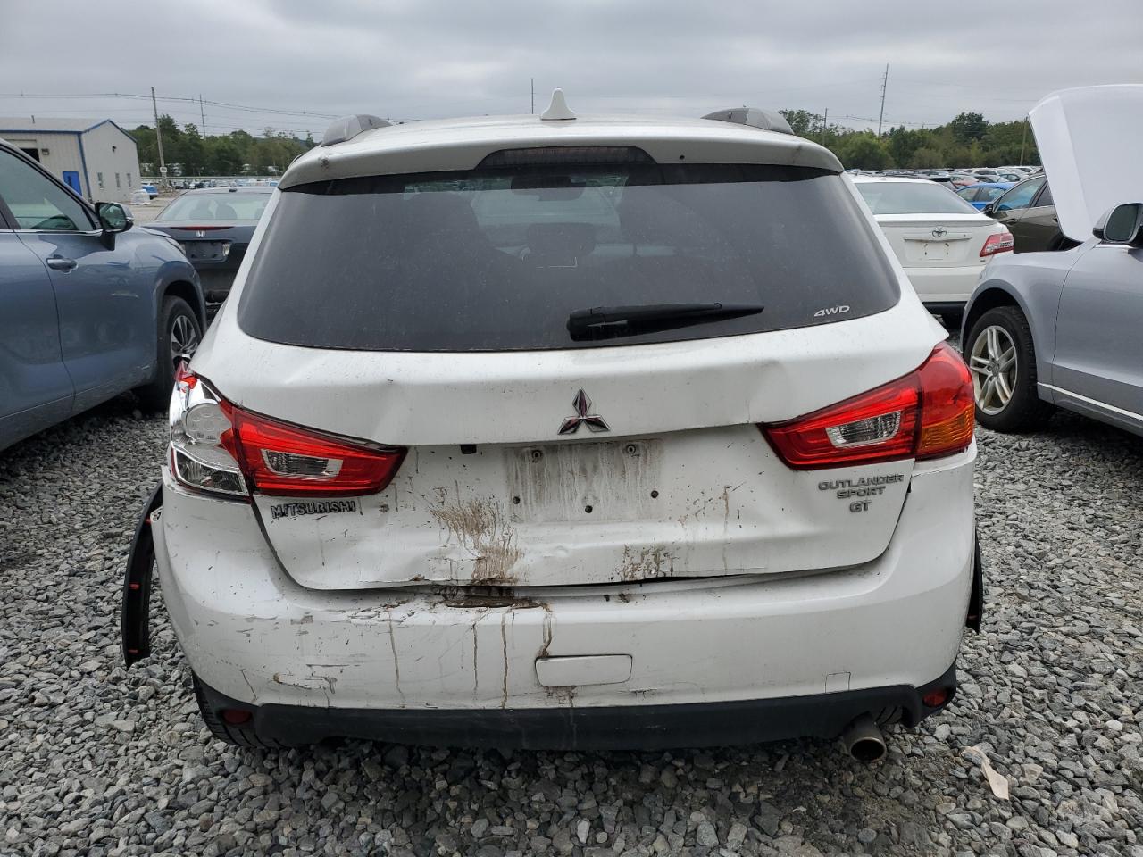 MITSUBISHI OUTLANDER SEL