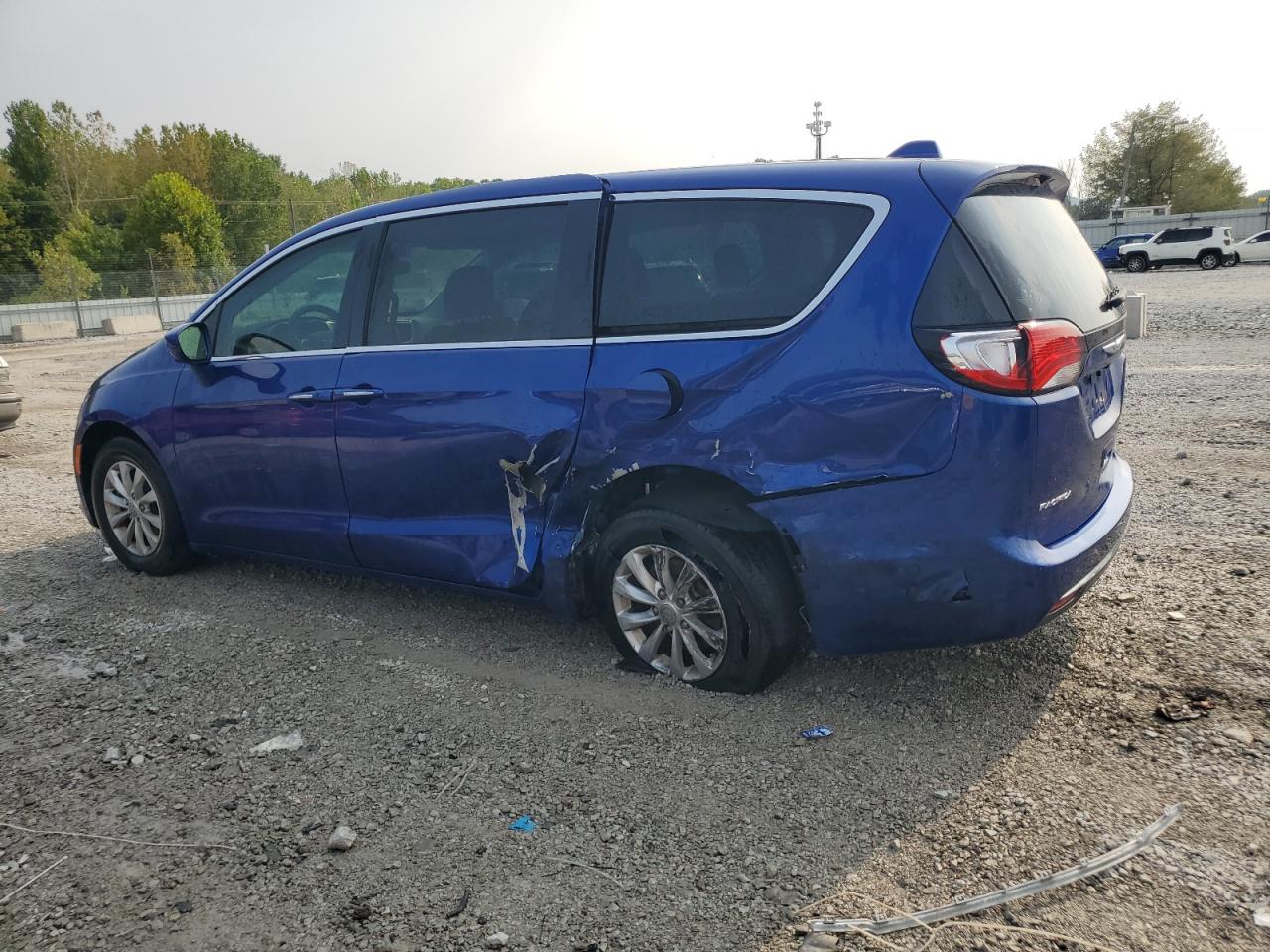 CHRYSLER PACIFICA TOURING PLUS