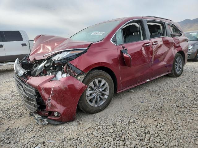 TOYOTA SIENNA XLE