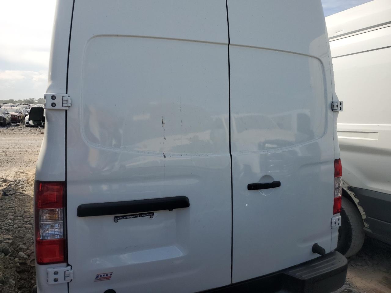 NISSAN NV2500 2500 S