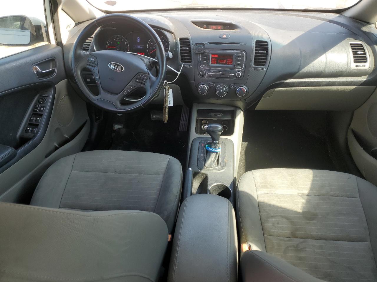KIA FORTE EX