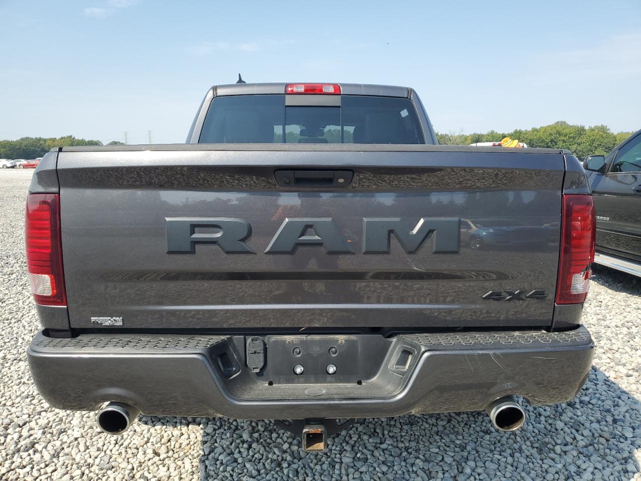 RAM 1500 SPORT