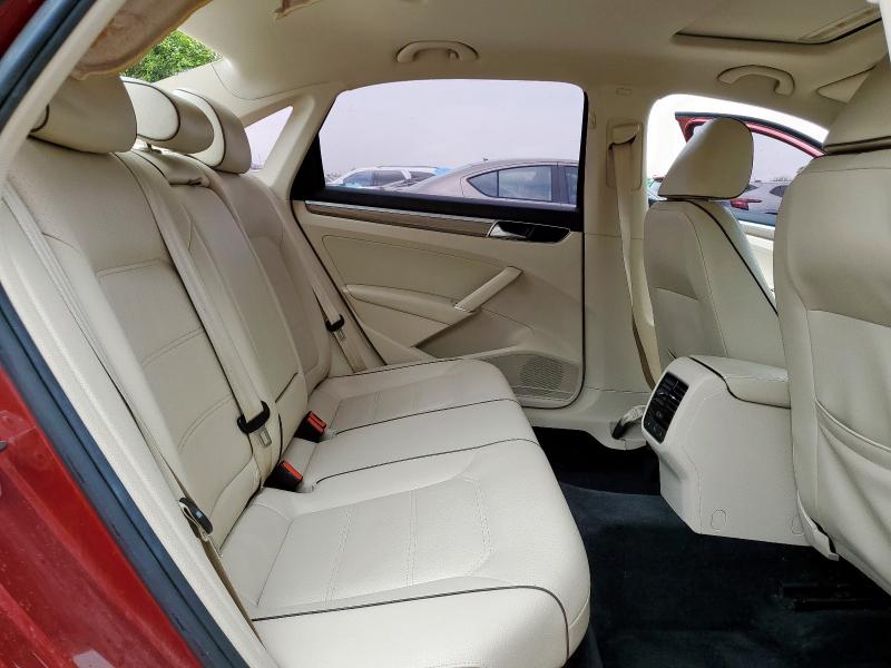 2018 VOLKSWAGEN PASSAT SE 1VWBA7A38JC012045