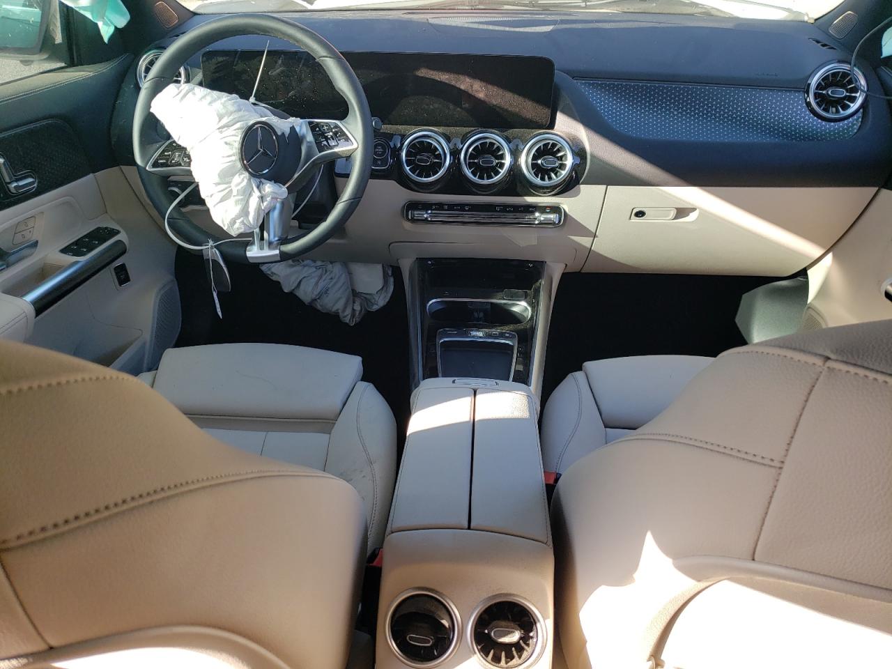 MERCEDES-BENZ GLA-CLASS 250