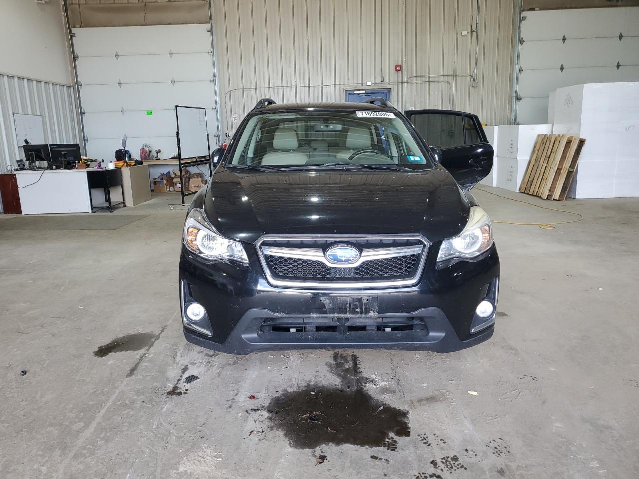 SUBARU CROSSTREK LIMITED