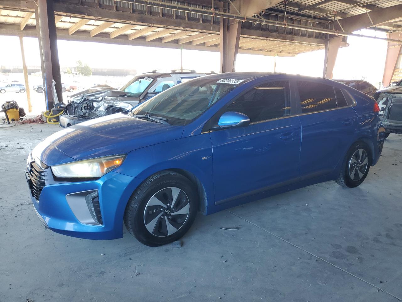 HYUNDAI IONIQ SEL