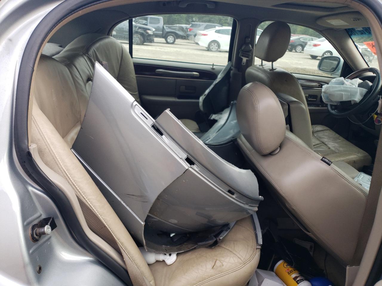 Lot #3275655797 2006 LINCOLN TOWN CAR S