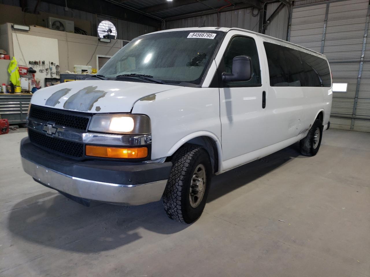 CHEVROLET EXPRESS LT