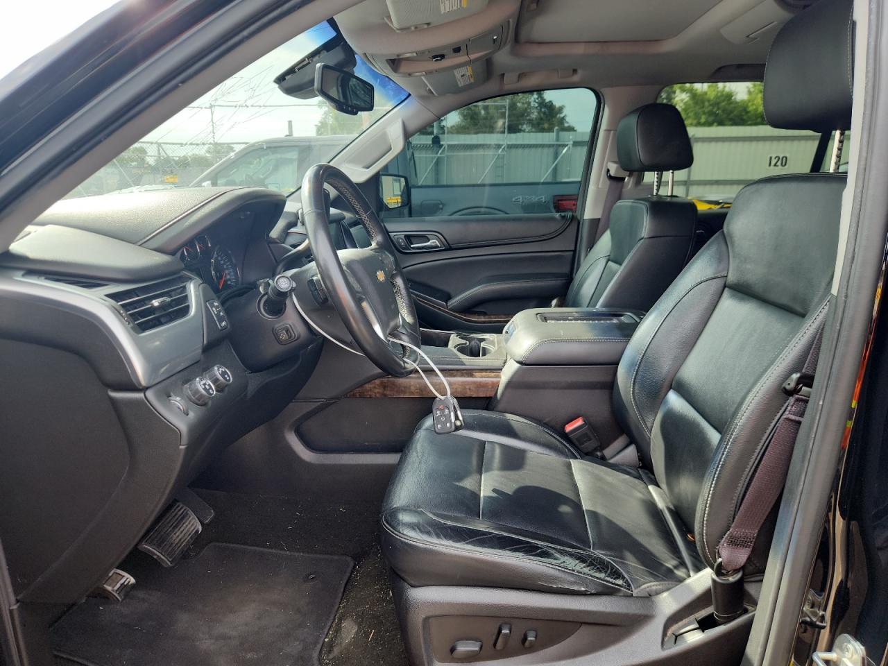 CHEVROLET TAHOE K1500 LT