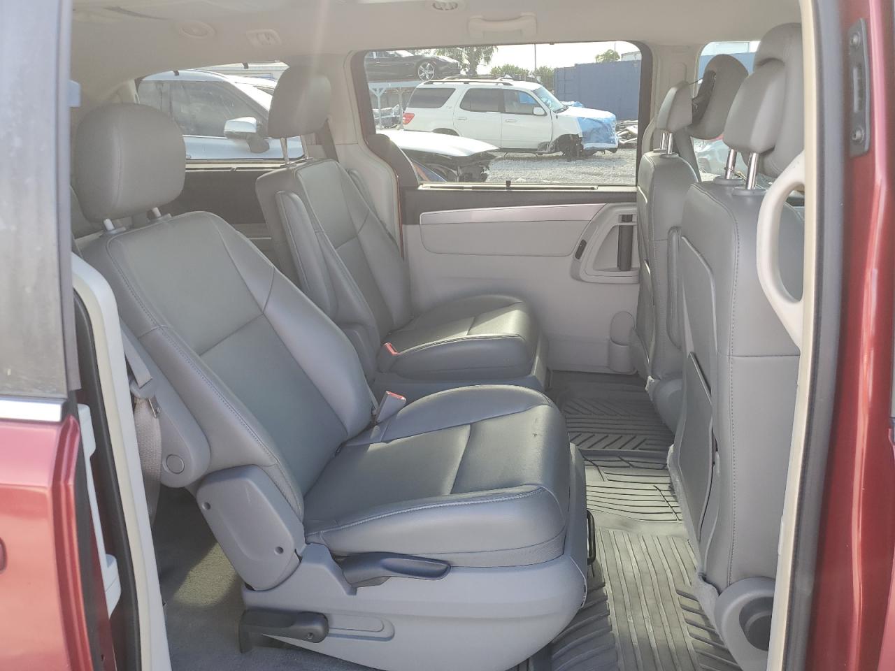 VOLKSWAGEN ROUTAN SE