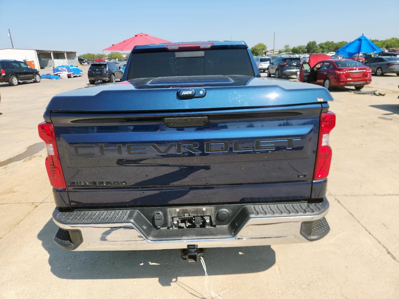 CHEVROLET SILVERADO C1500 LT