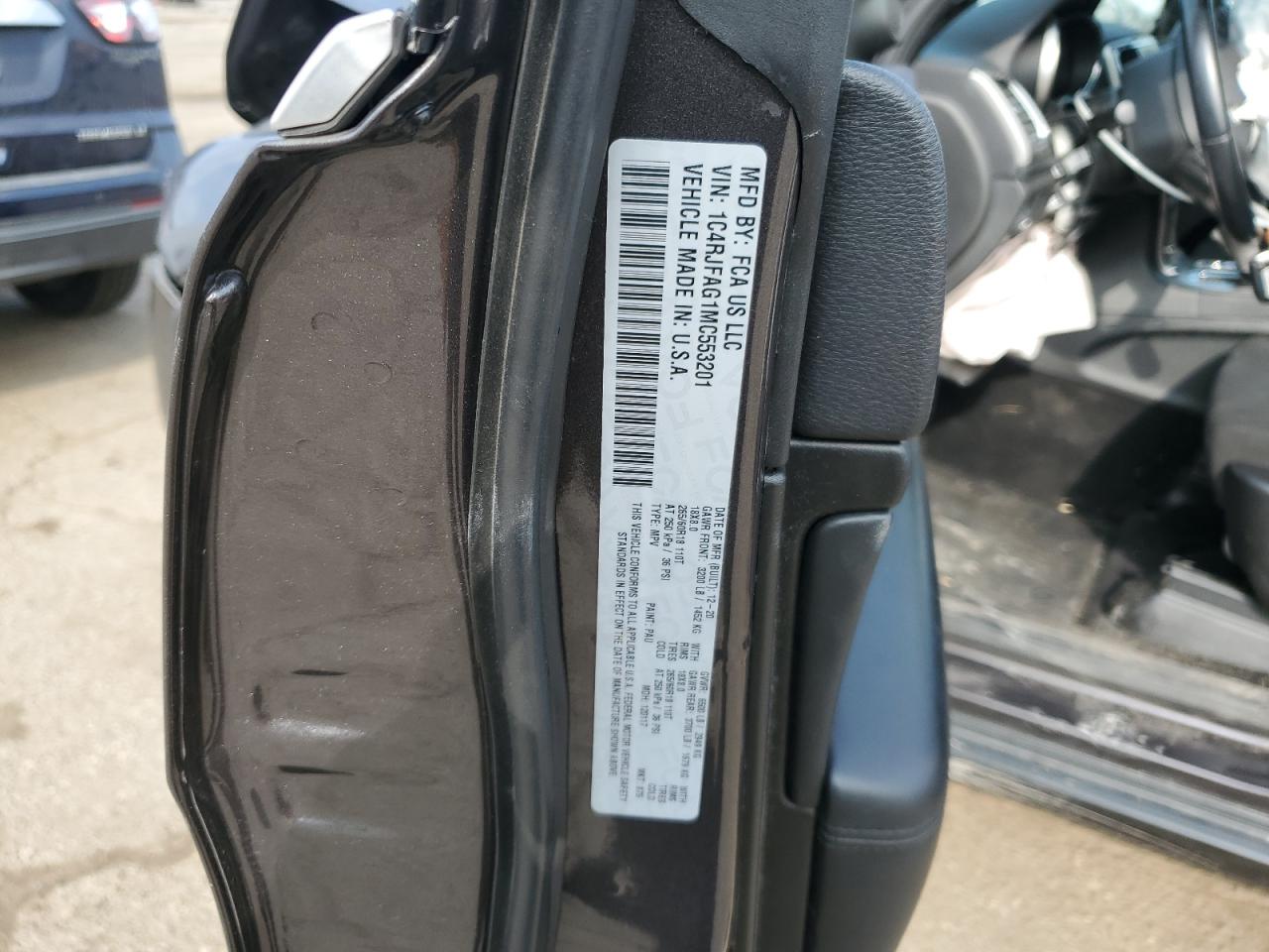 JEEP GRAND CHEROKEE LAREDO