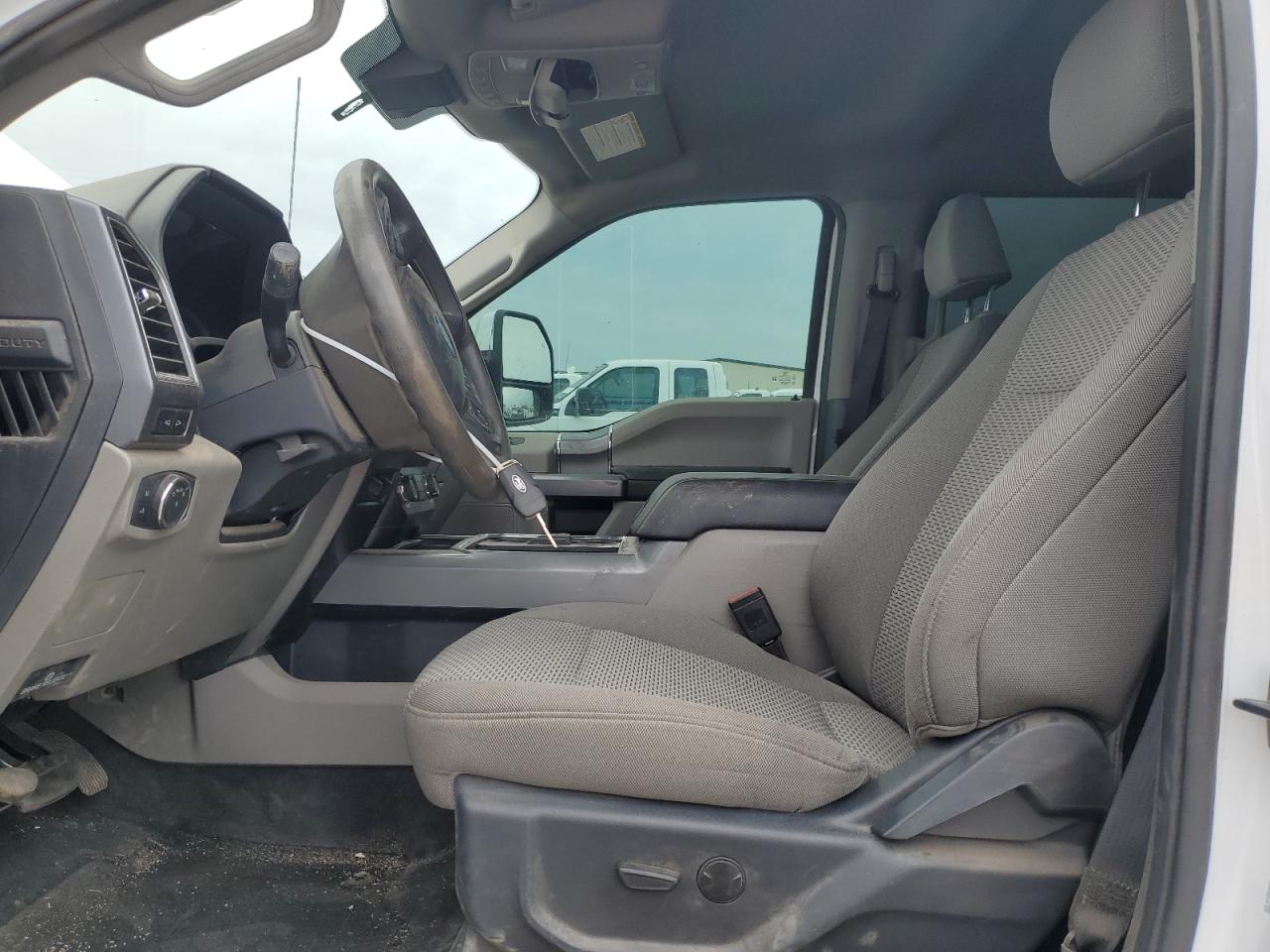 FORD F-250 SUPER DUTY