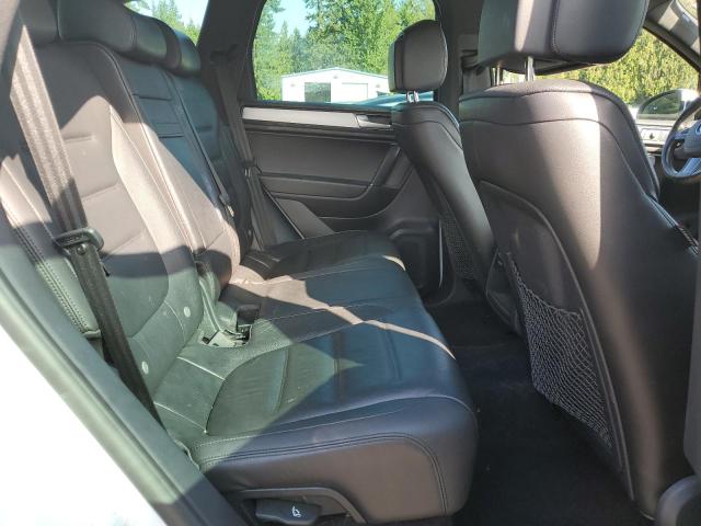 2017 VOLKSWAGEN TOUAREG WO WVGRF7BP9HD002922