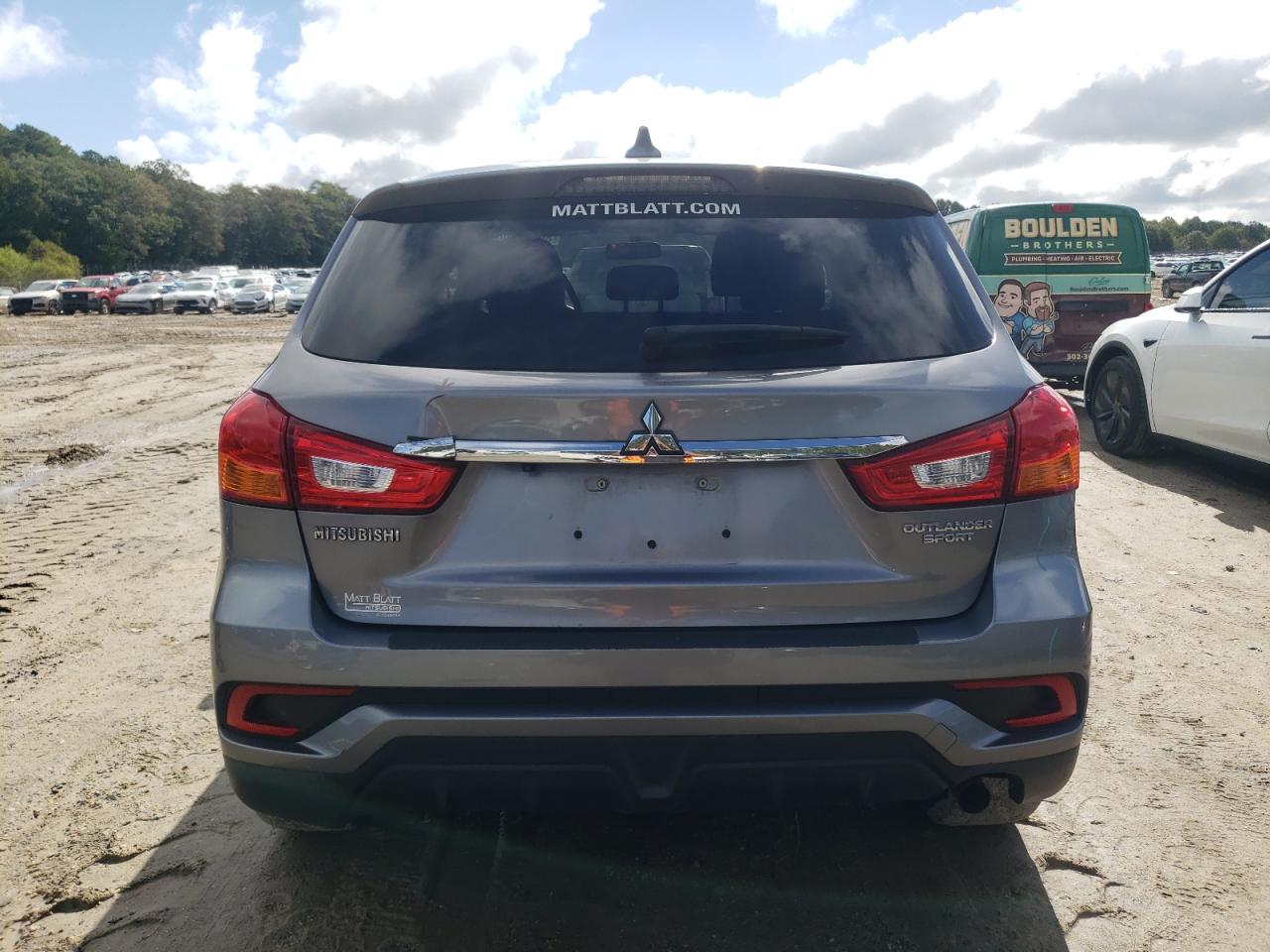 MITSUBISHI OUTLANDER ES