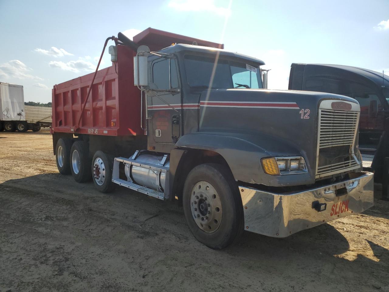 Lot #3247014229 1995 FREIGHTLINER CHASSIS