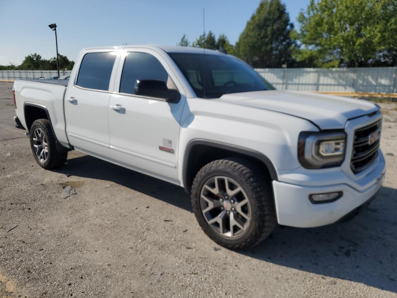 GMC SIERRA 1500 K1500 SLT