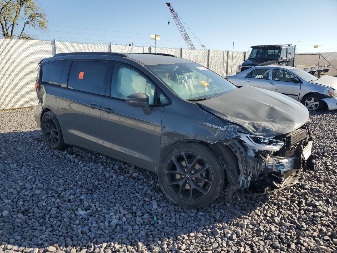 CHRYSLER PACIFICA TOURING