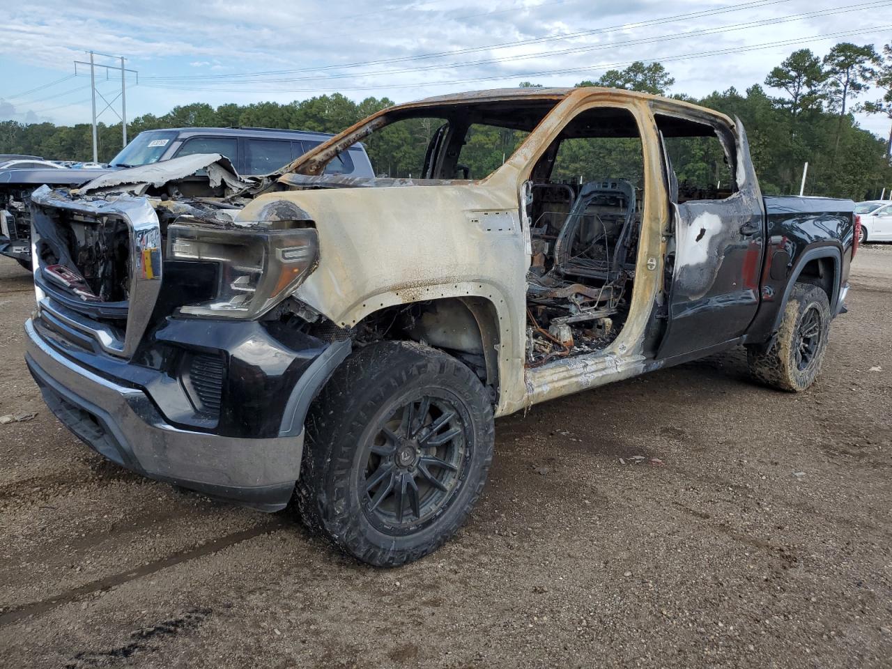 Lot #3301909488 2020 GMC SIERRA C15