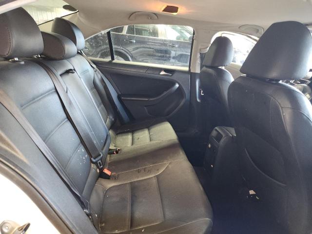 2011 VOLKSWAGEN JETTA SE - 3VWDX7AJ0BM388096