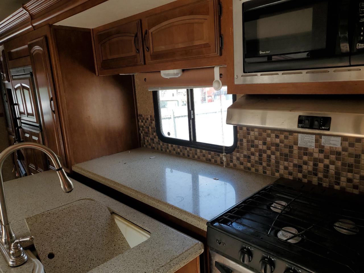 Lot #3269945987 2013 SEAL TRAVEL TRA