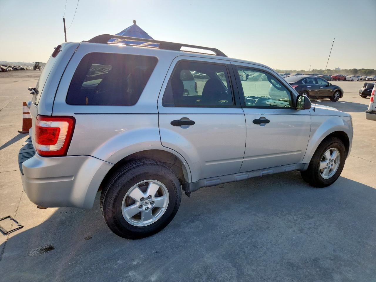FORD ESCAPE XLT
