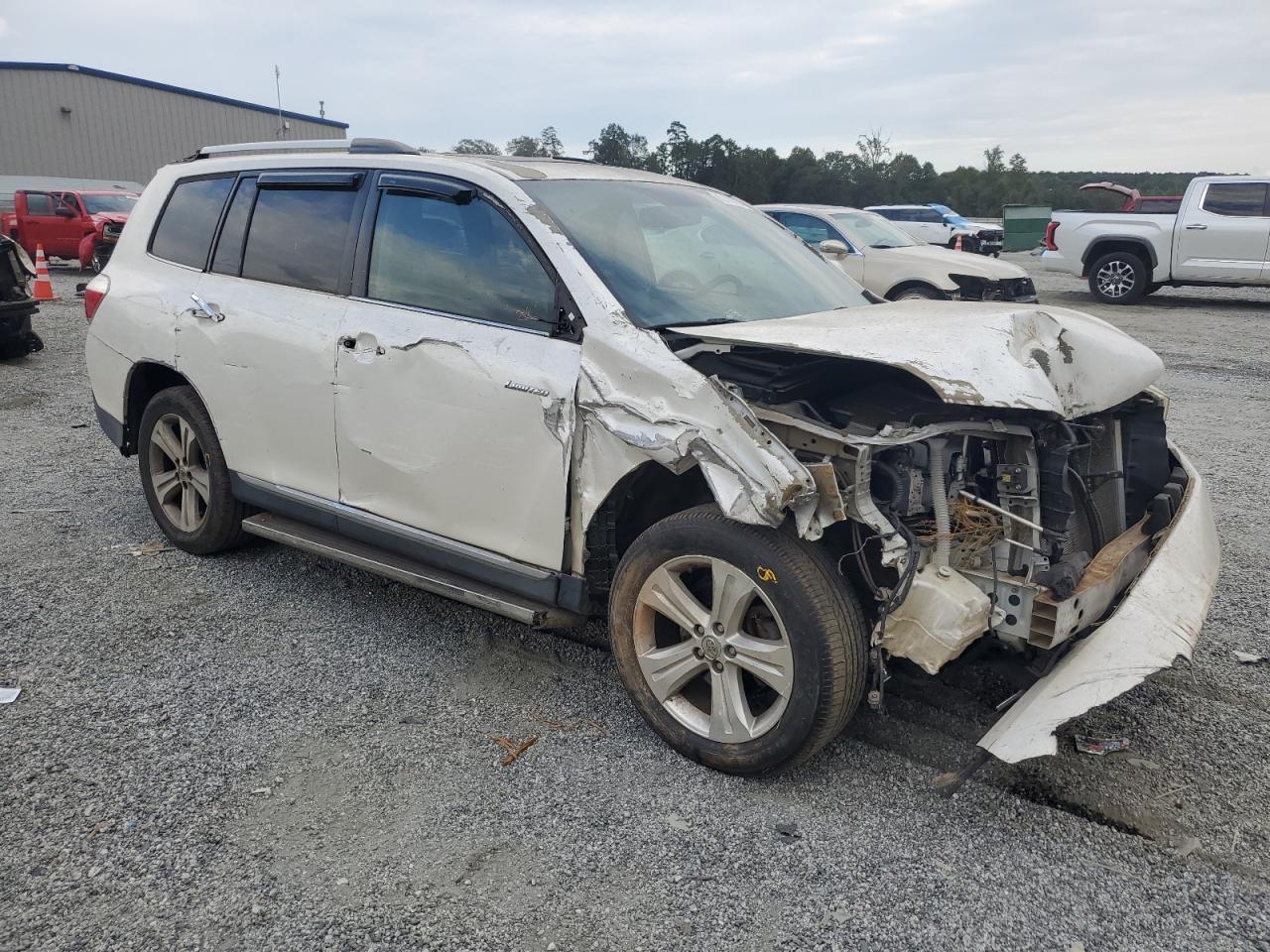 TOYOTA HIGHLANDER LIMITED