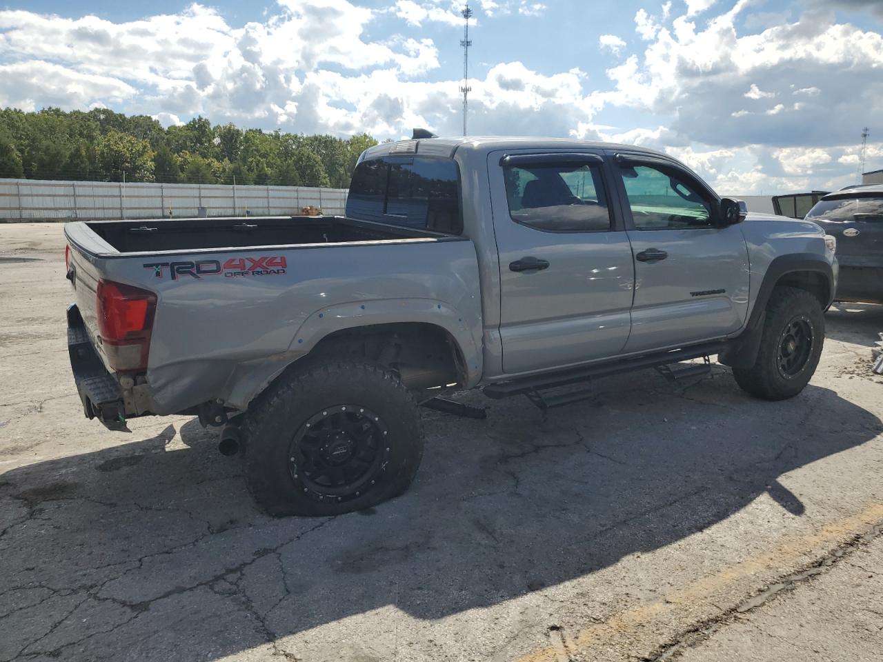 TOYOTA TACOMA DOUBLE CAB