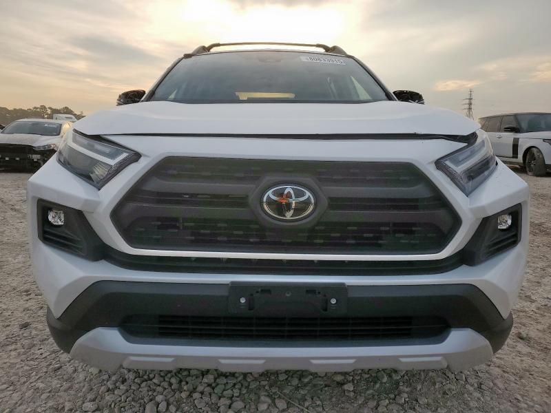 2024 TOYOTA RAV4 ADVEN 2T3J1RFV3RW417789