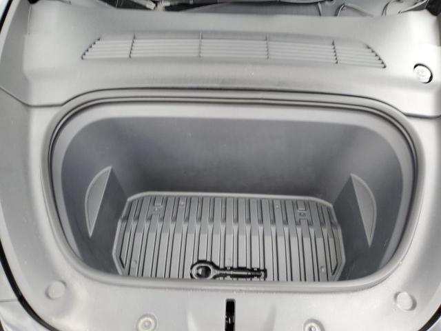 2024 TESLA MODEL Y 7SAYGDEEXRA220836