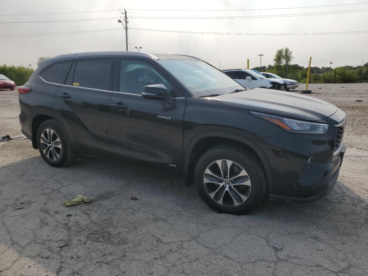 TOYOTA HIGHLANDER HYBRID XLE