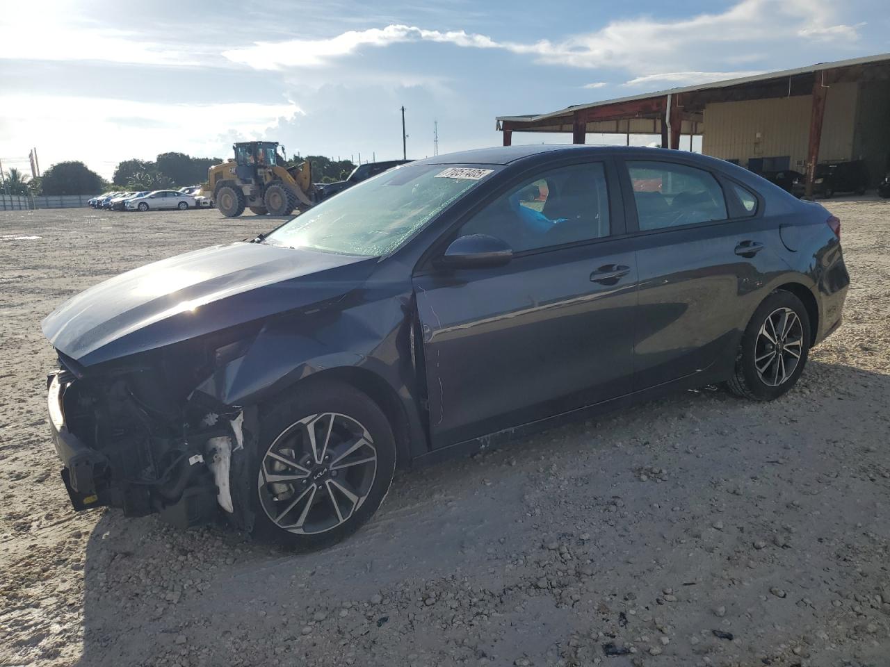 KIA FORTE FE