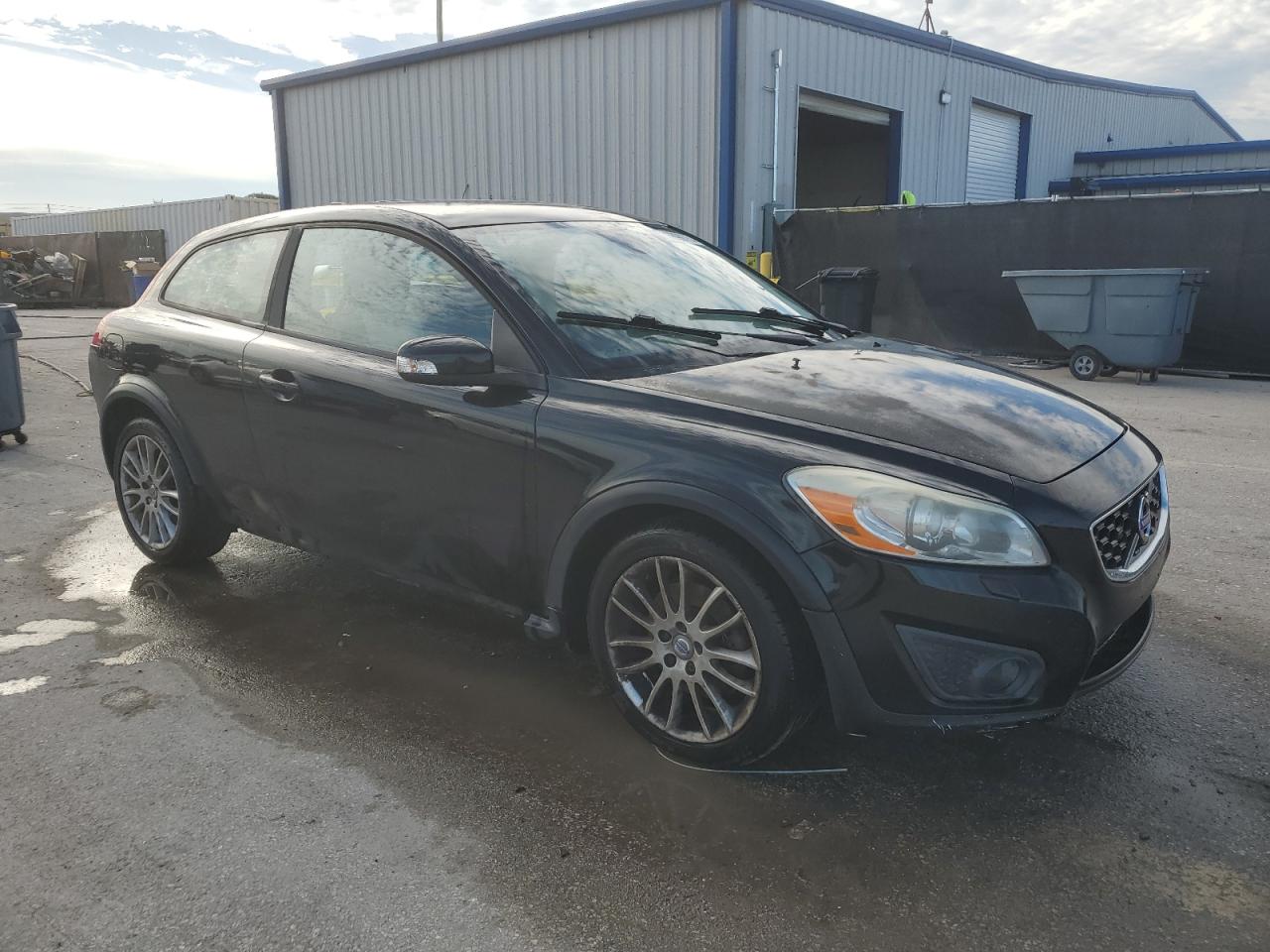 VOLVO C30 T5