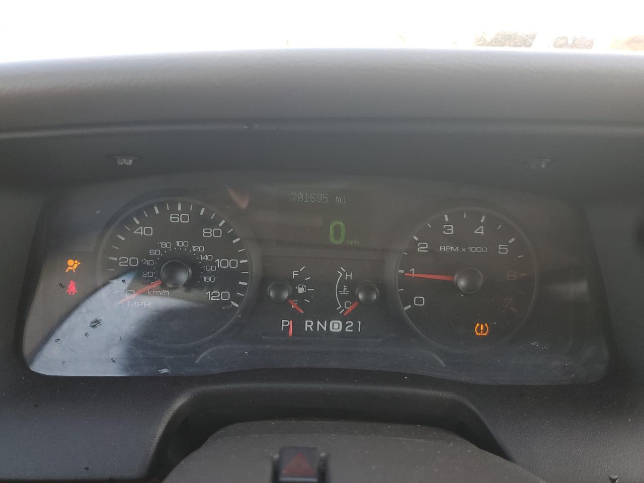 FORD CROWN VICTORIA LX