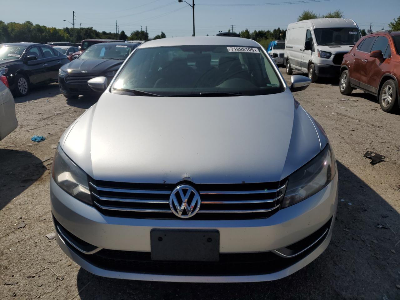 VOLKSWAGEN PASSAT S
