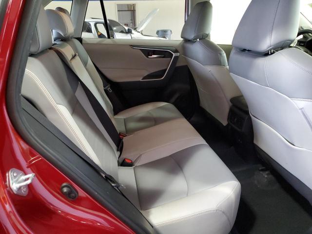 2019 TOYOTA RAV4 XLE P JTMA1RFV7KD500810