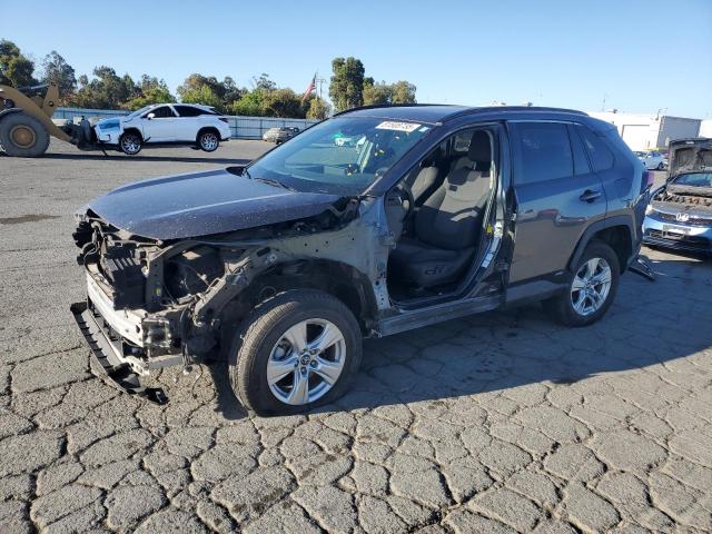 TOYOTA RAV4 XLE 2019 gray  hybrid engine 2T3RWRFV3KW023770 photo #1