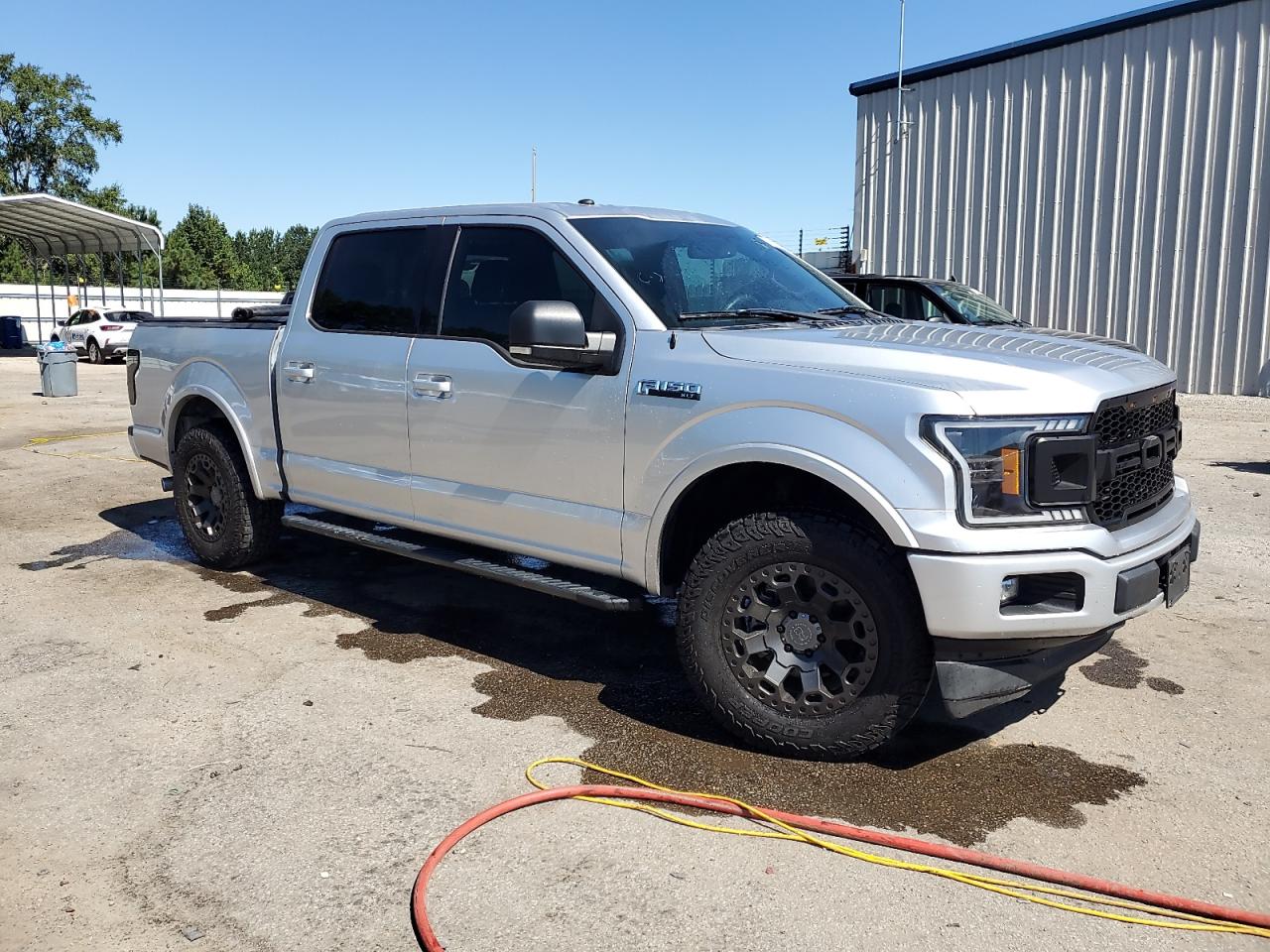 FORD F-150 SUPERCREW