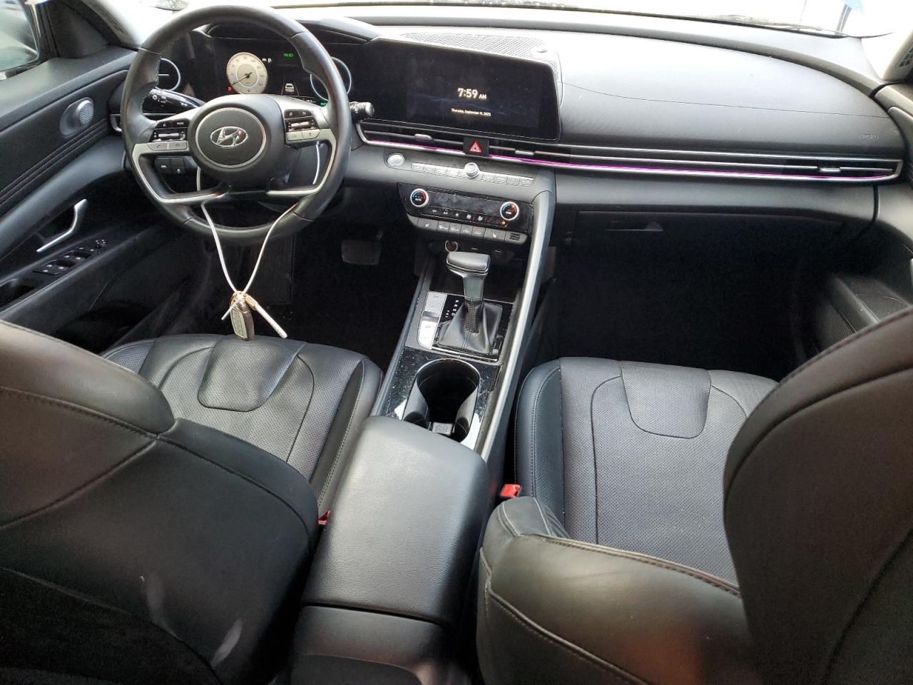 HYUNDAI ELANTRA LIMITED