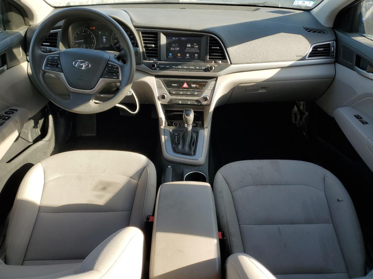 HYUNDAI ELANTRA SEL